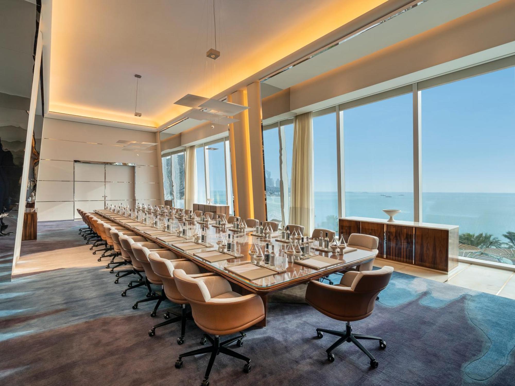 Fairmont Doha Lusail Exterior foto Boardroom